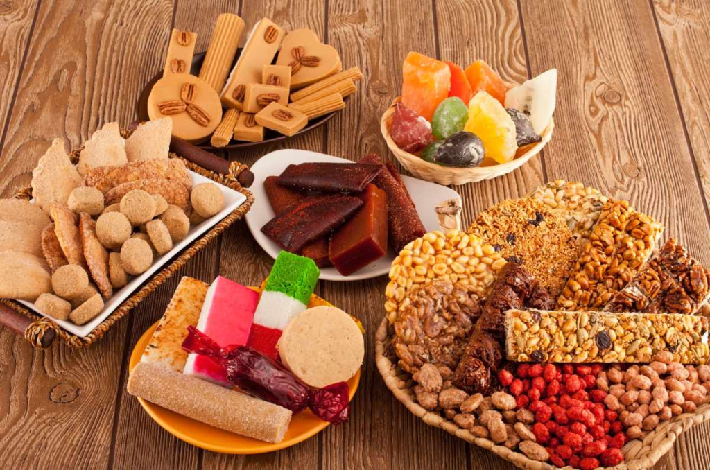 Descubre los platillos típicos de Puebla: mole, chalupas, chiles en nogada, tamales y dulces tradicionales que hacen de su gastronomía un patrimonio cultural único.