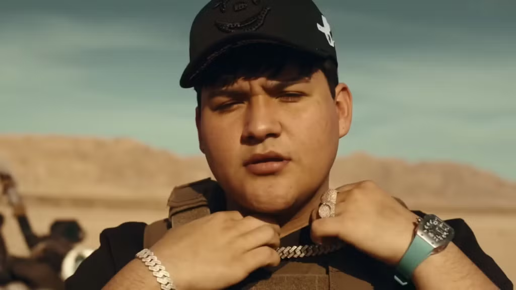 Víctor Mendívil, el talento que mezcla pop, trap y regional, se presenta en Puebla. Conoce sus éxitos, estilo y fecha del concierto.
